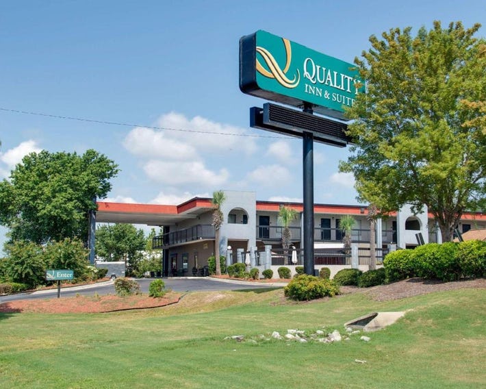 Quality Inn & Suites