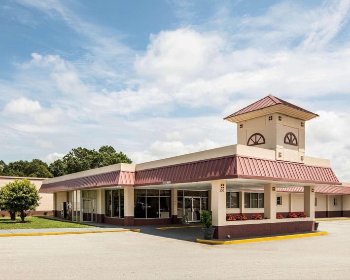 Super 8 by Wyndham Gaffney