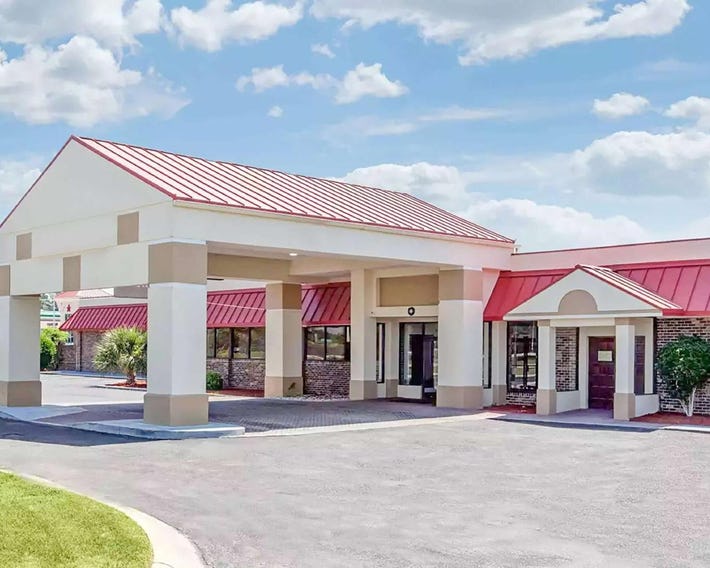 Ramada by Wyndham Santee I-95