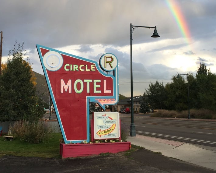 Circle R Motel