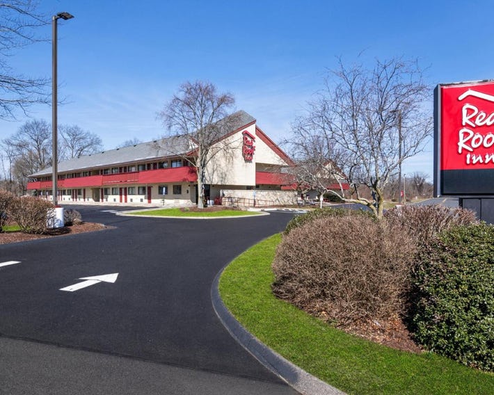 Red Roof Inn Enfield
