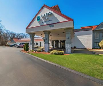 Clarion Inn