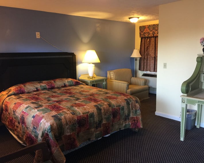 Budget Inn