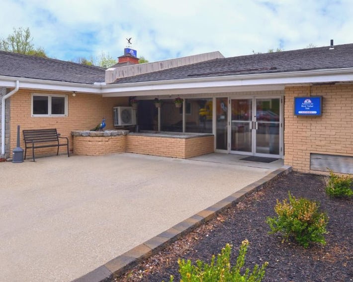 Motel 6 Putnam CT
