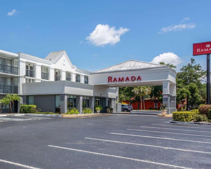 Ramada by Wyndham Altamonte Springs Near I-4
