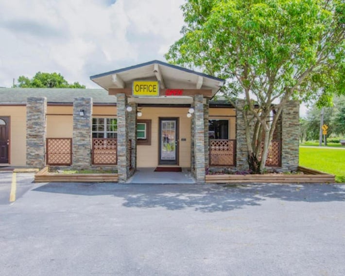 OYO Budget Inn Bartow