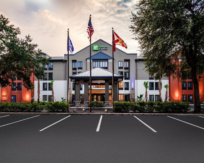 Holiday Inn Express Tampa-Brandon