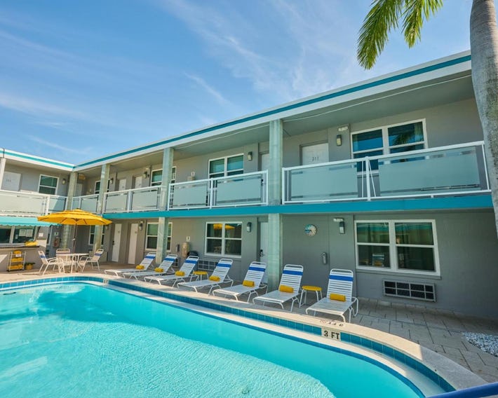 Camelot Beach Suites