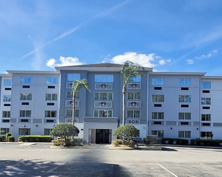 Holiday Inn Express & Suites Clermont SE - West Orlando
