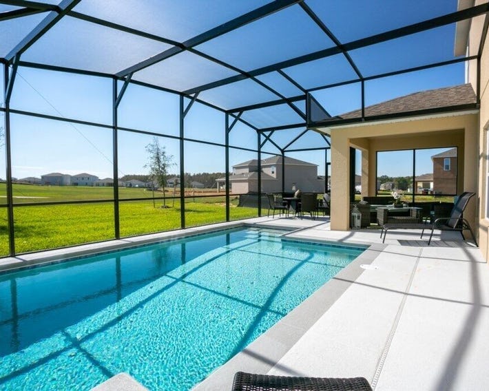 Laurel Estates