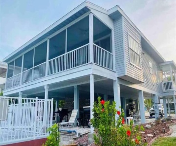 Englewood Lighthouse Resort