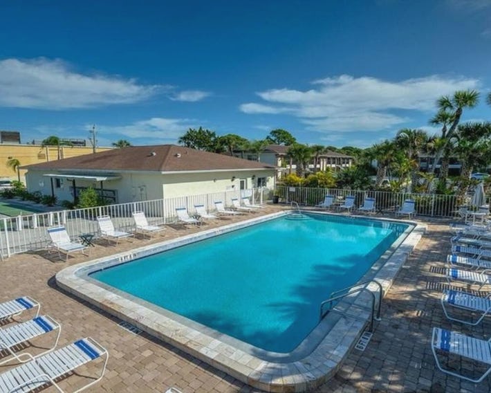 Palm Manor Resort - Unit 6-203