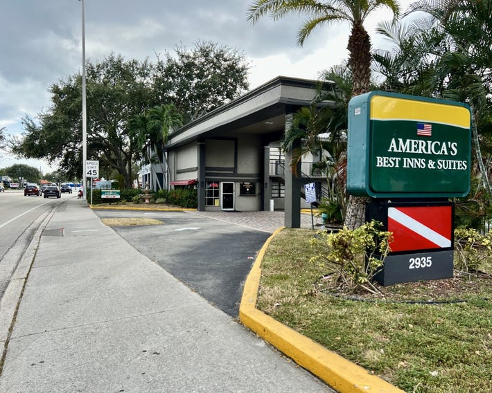 America's Best Inn & Suites - Ft. Lauderdale North