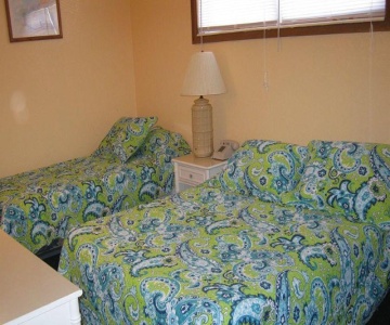 The Holiday Court Motel