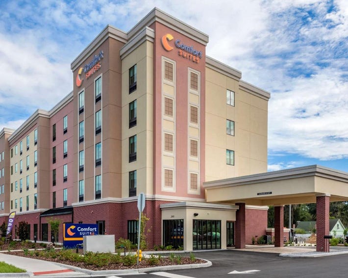 Comfort Suites Gainesville Near University