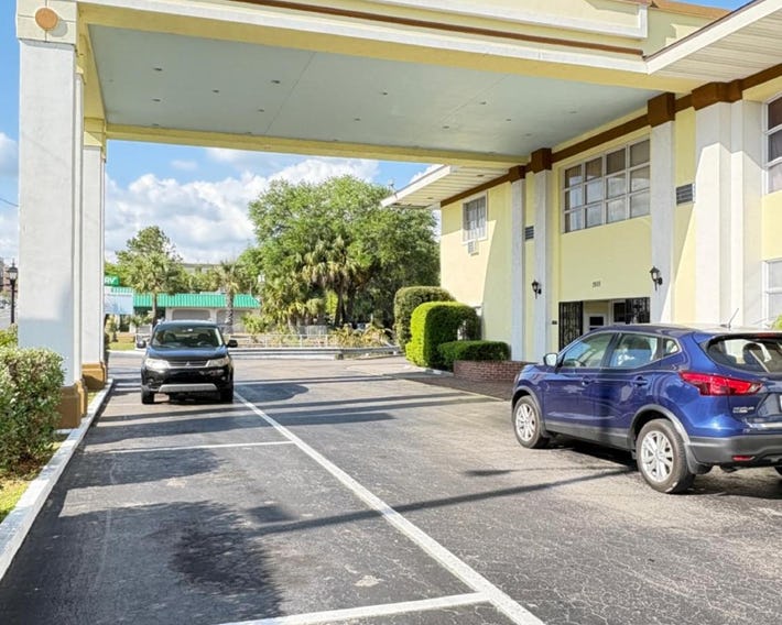 Days Inn by Wyndham Gainesville University