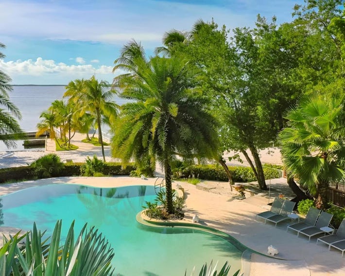 Largo Resort