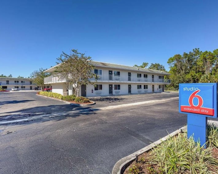 Studio 6 Extended Stay - Kissimmee, FL - Orlando
