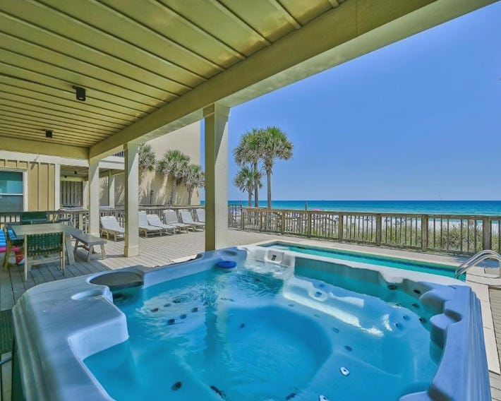 Holiday Fin - Heated Pool & Hot Tub! Game Tables! Beachfront!!!