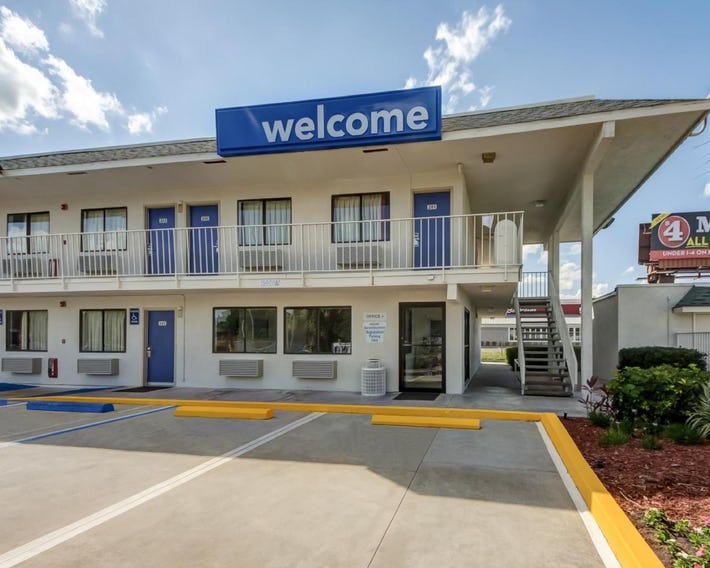Motel 6-Lakeland, FL
