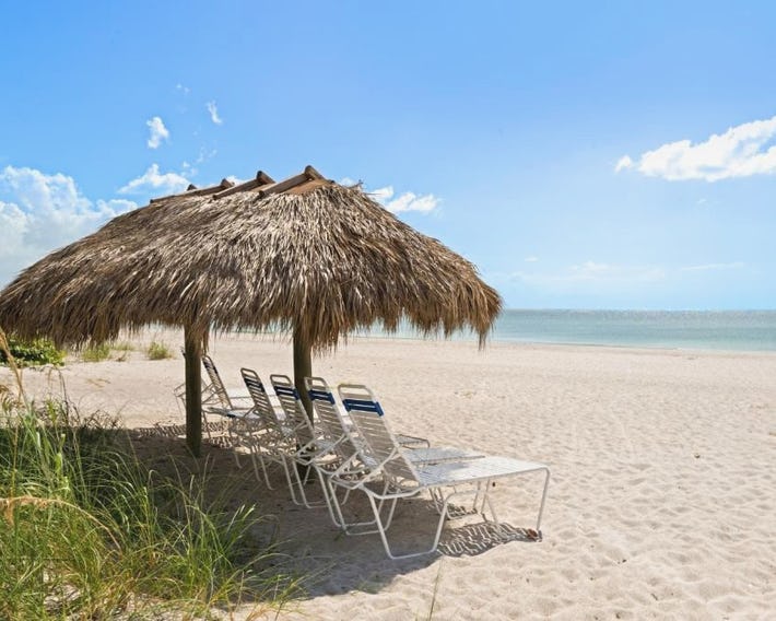 Gulf Tides of Longboat Key by Coolvacay