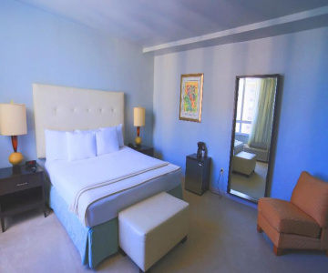 Deauville Beach Resort