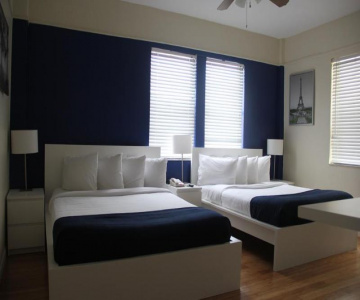 Nine20 Collins Apartments by Lowkl