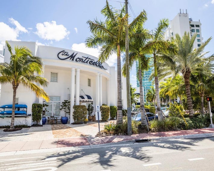 Oceanside Hotel and Suites