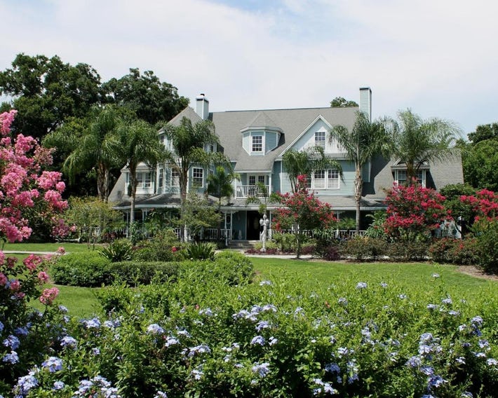 Heron Cay Lakeview Bed & Breakfast