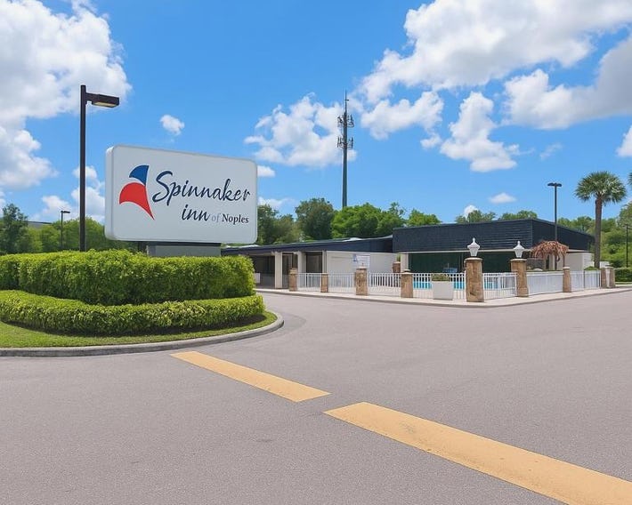 Spinnaker Inn of Naples