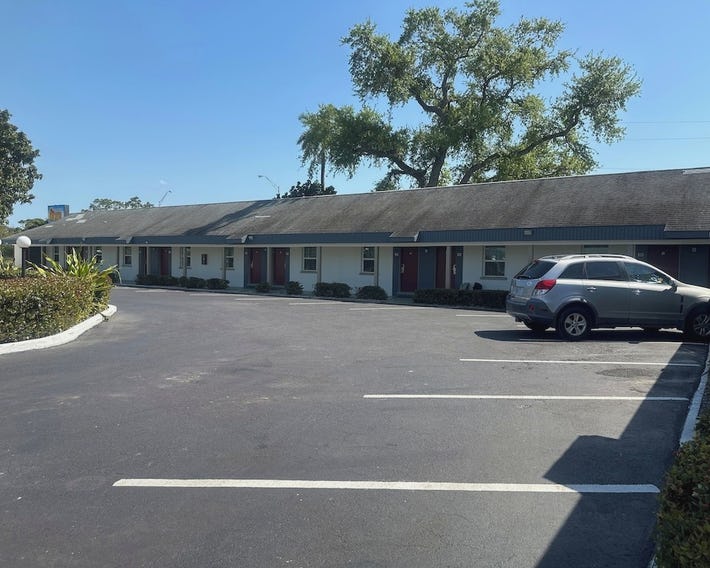 Tropical Palm Motel