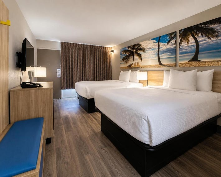 Days Inn by Wyndham Fort Myers