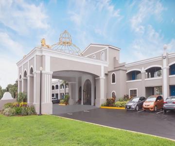 Howard Johnson by Wyndham Orlando/International Drive