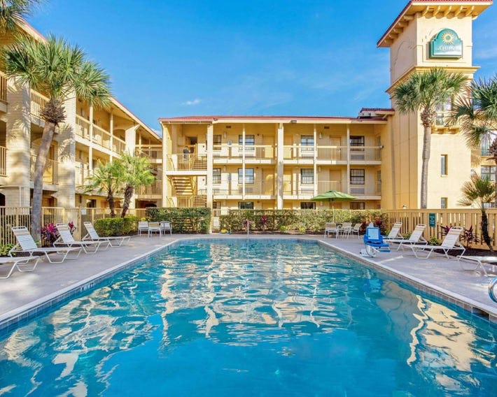 La Quinta Inn by Wyndham Orlando Airport West