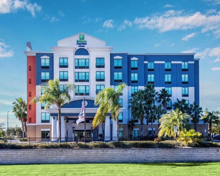 Holiday Inn Express Orlando - International Drive