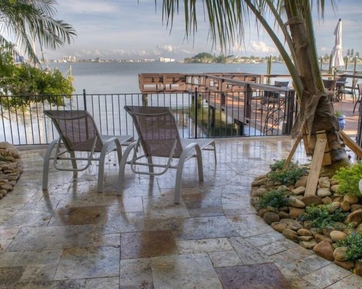 Pasa Tiempo A Private Waterfront B&B Resort