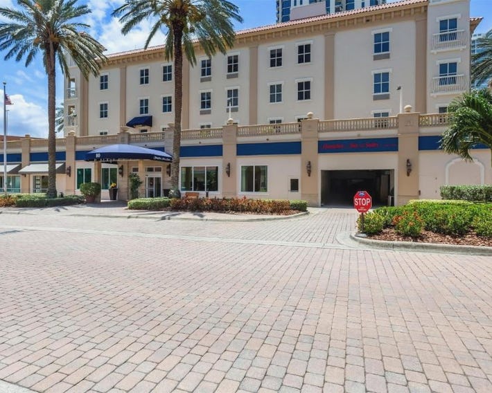Hampton Inn & Suites St. Petersburg/Downtown
