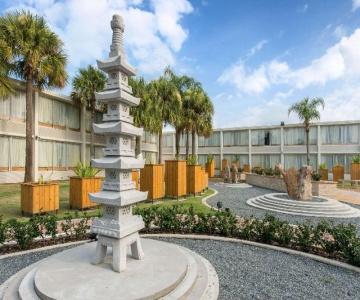 The West Wing Boutique Hotel