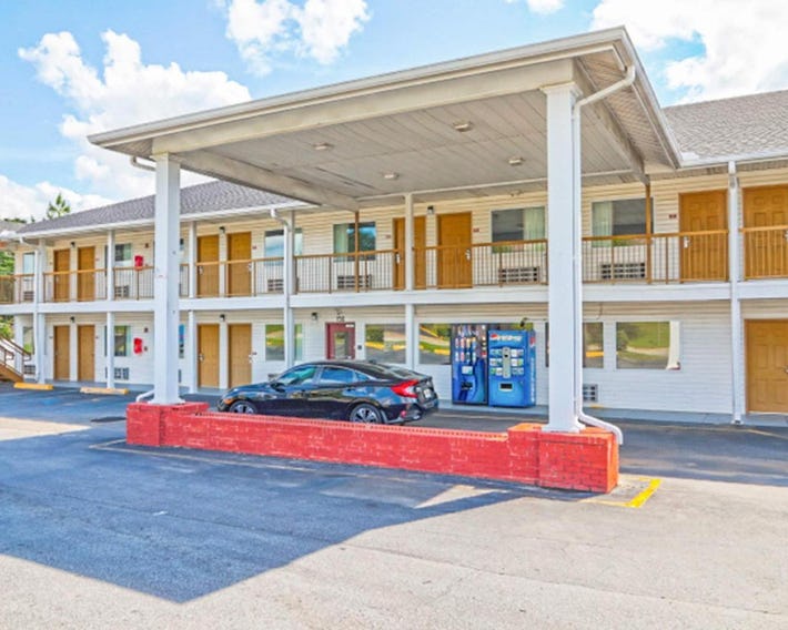 Economy Inn