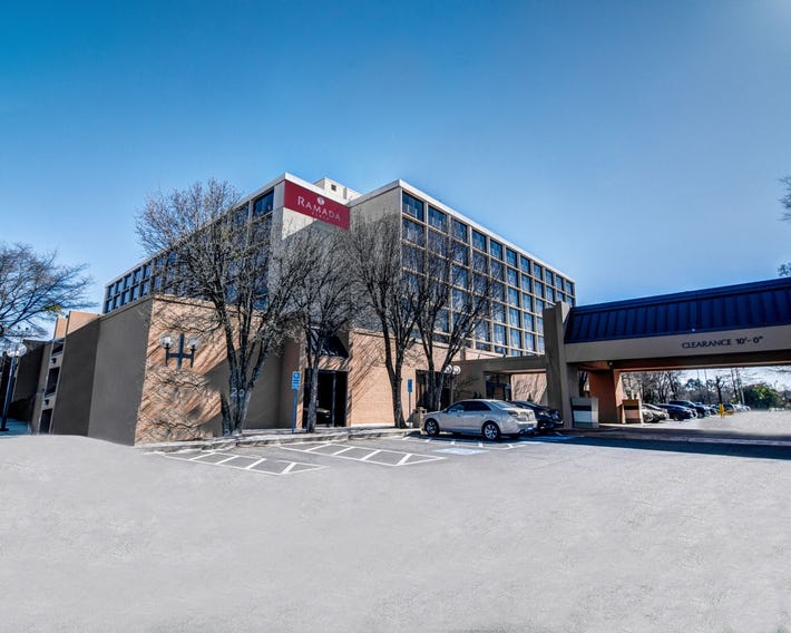 Ramada Plaza Atlanta Airport