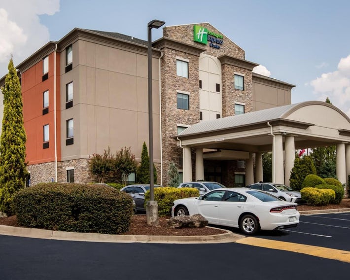 Holiday Inn Express & Suites Atlanta Southwest-Fairburn