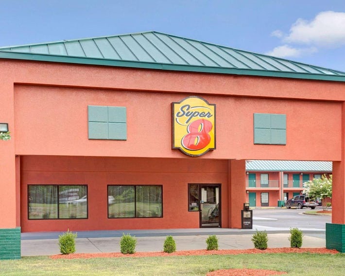 Super 8 by Wyndham Gainesville