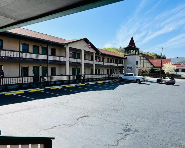 Budgetel Inn and Suites
