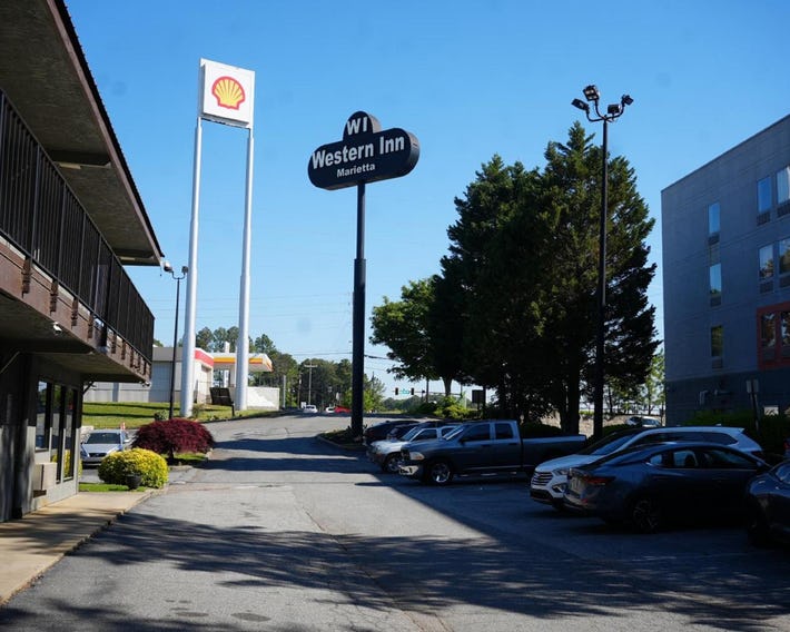 Masters Inn - Marietta