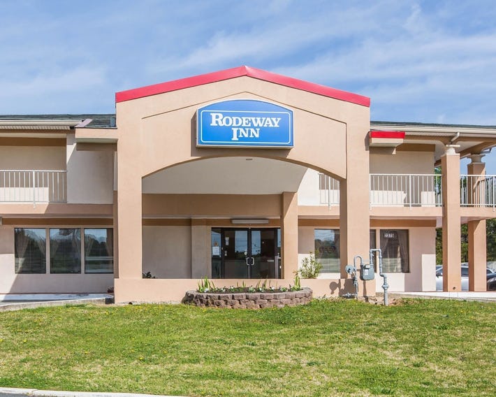 Rodeway Inn & Suites Marietta