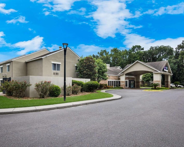 MainStay Suites Savannah Midtown