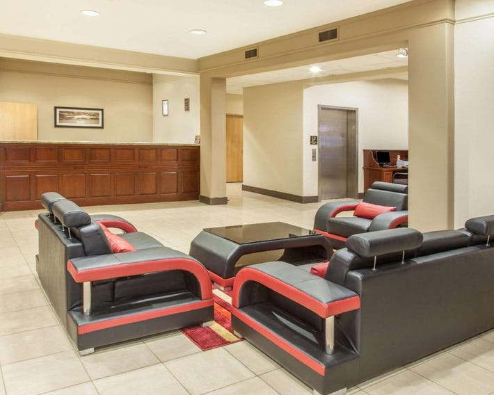 Hawthorn Extended Stay by Wyndham Bloomington
