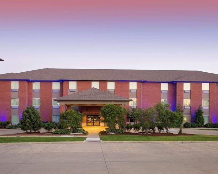 Parke Regency Hotel & Conf Ctr., BW Signature Collection