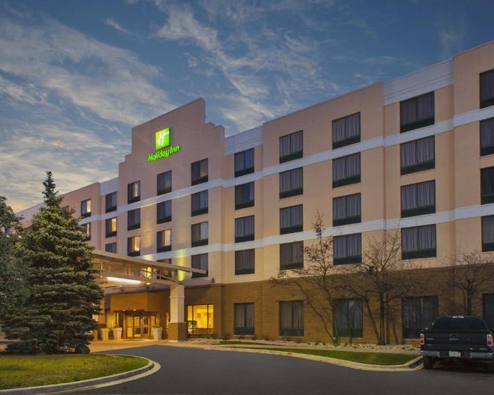 Holiday Inn & Suites Bolingbrook by IHG