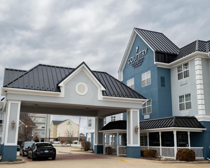 Country Inn & Suites by Radisson, Effingham, IL